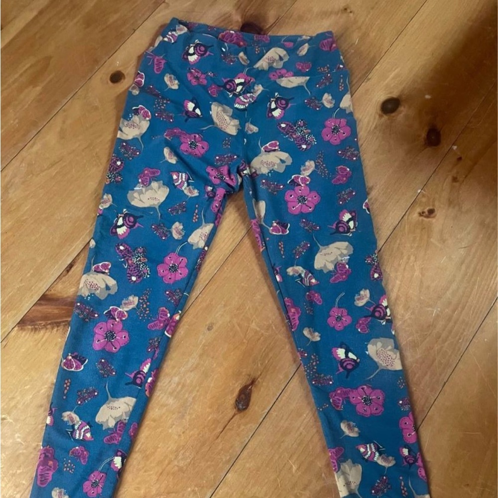 Lularoe Os one size floral butterfly leggings